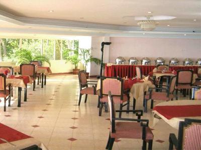 Dolphin Bay Otel Goa Dış mekan fotoğraf